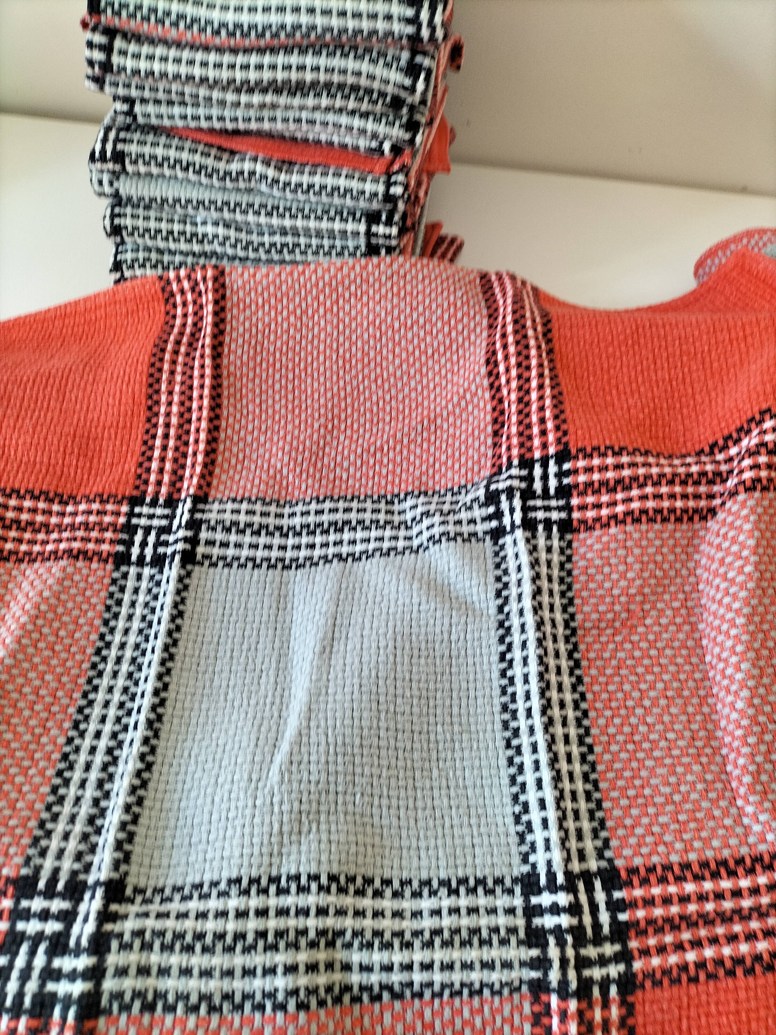 Coral and grey tablecloth and 12 napkins, retro Scandinavian style, 1960s