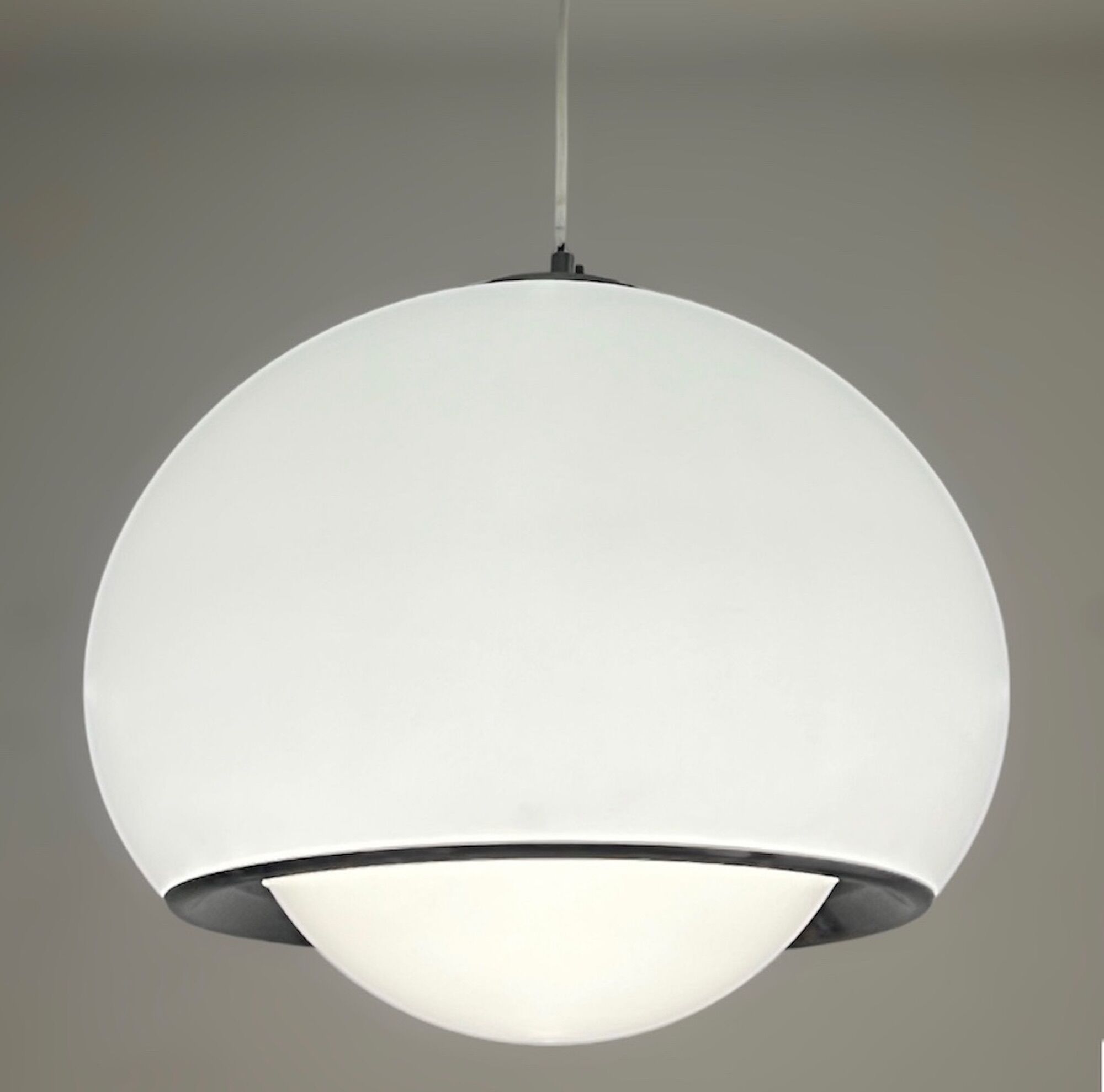 Iconic large space age lamp 'bud' 2223/2 by harvey guzzini, 60s