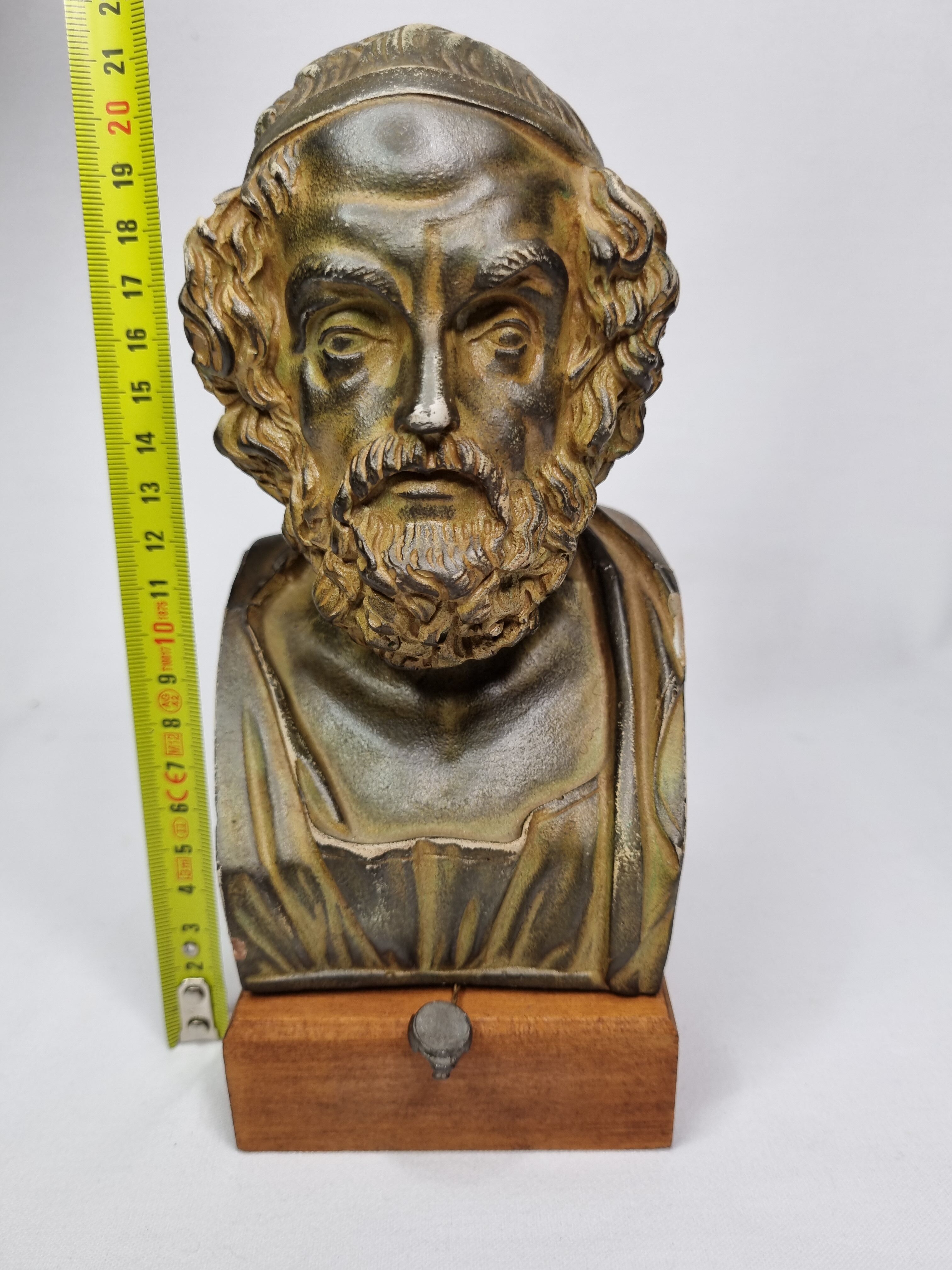 Bust of Homer in patinated plaster on wooden base, 21 cm