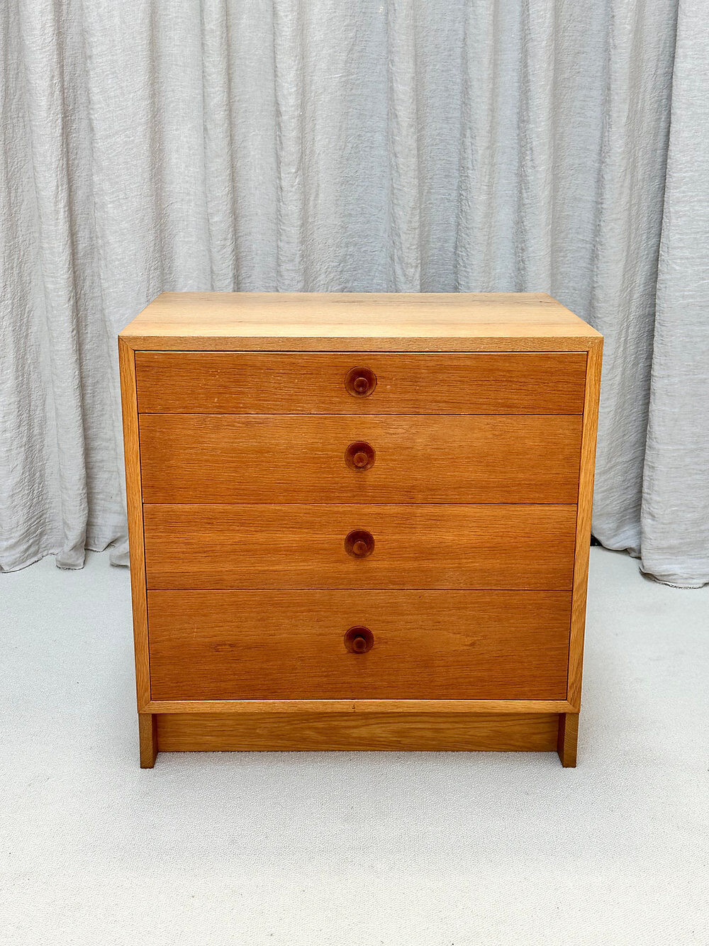 Petite commode en chêne, ‘Öresund’, Børge Mogensen, Andersson & Söner