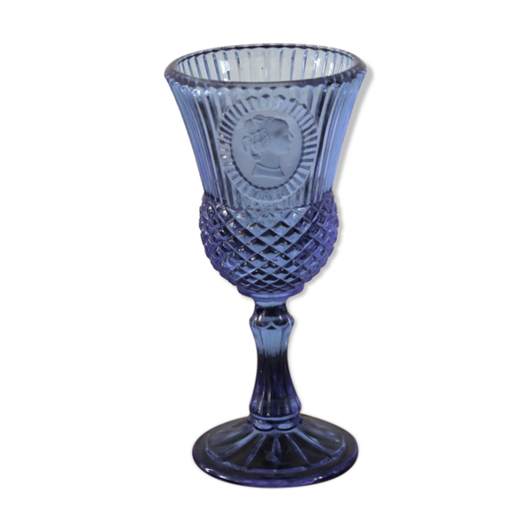 Verre pressé moulé bleu