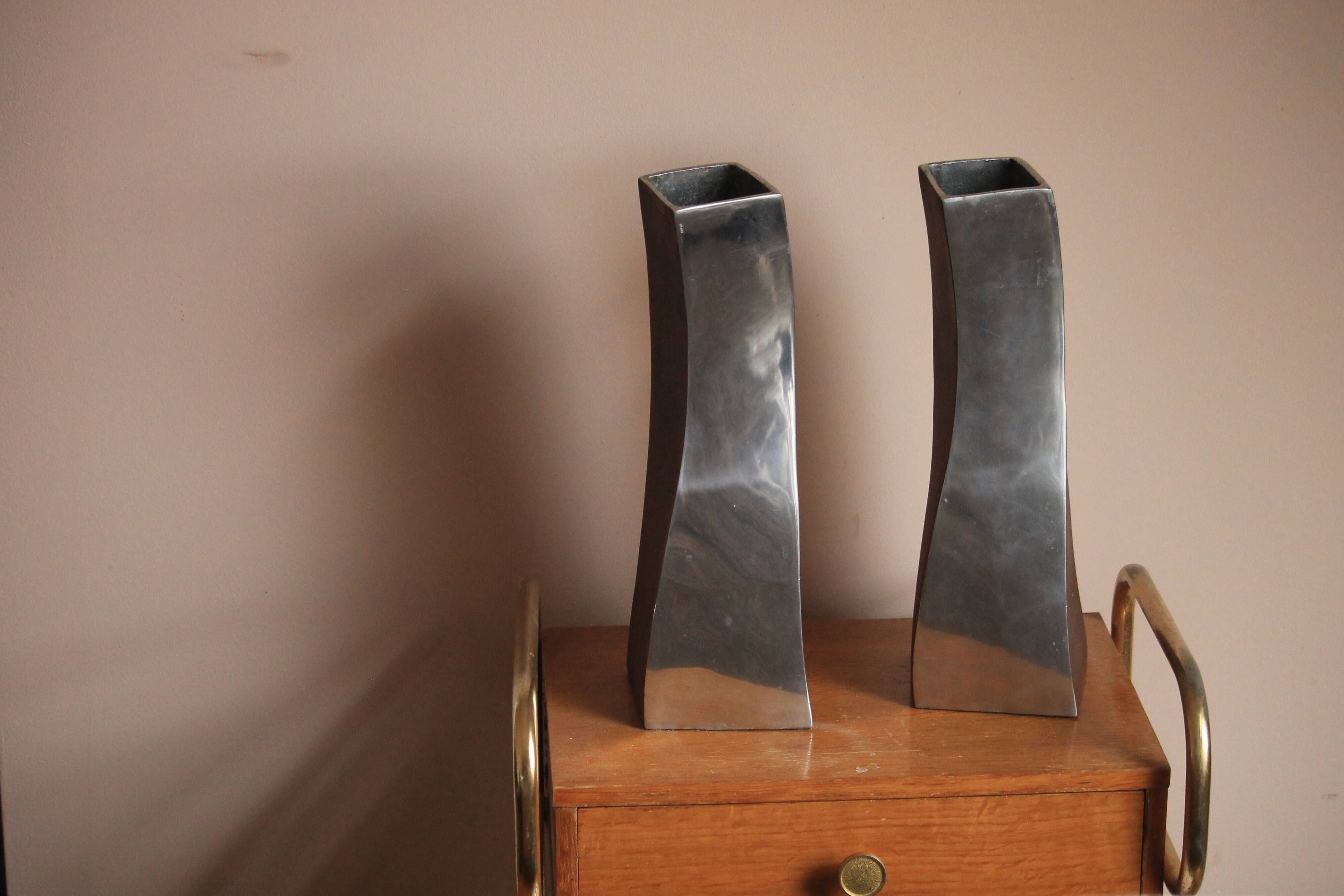 Vintage 2 curved vases Italian design space age 1970s aluminium copper
