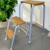 Vintage folding stool / kitchen step / mini ladder