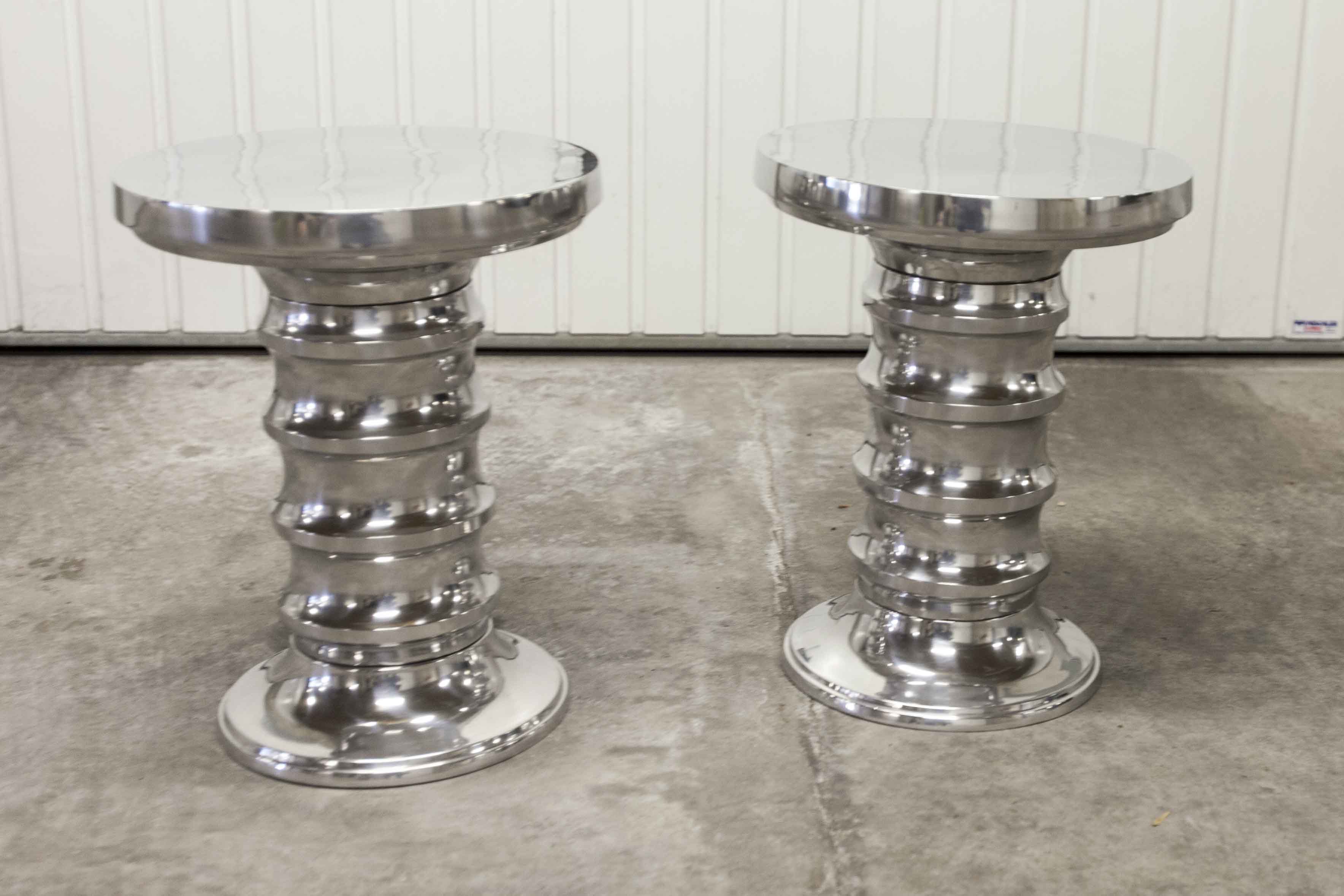 Paire de tabourets aluminium chromé Eichholtz 2000
