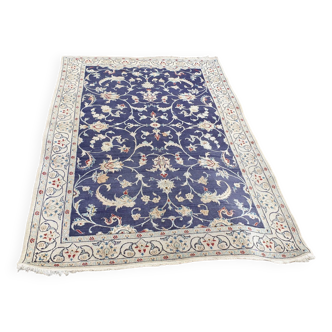 Tapis iranien kashan