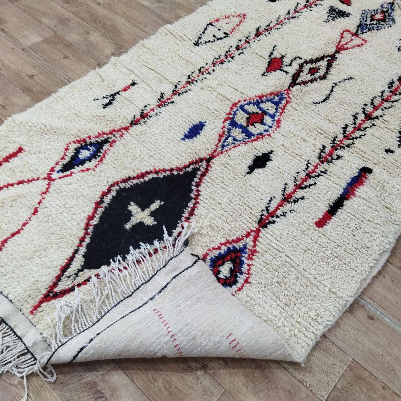 Handmade Moroccan Berber Rug 260 X 147 CM