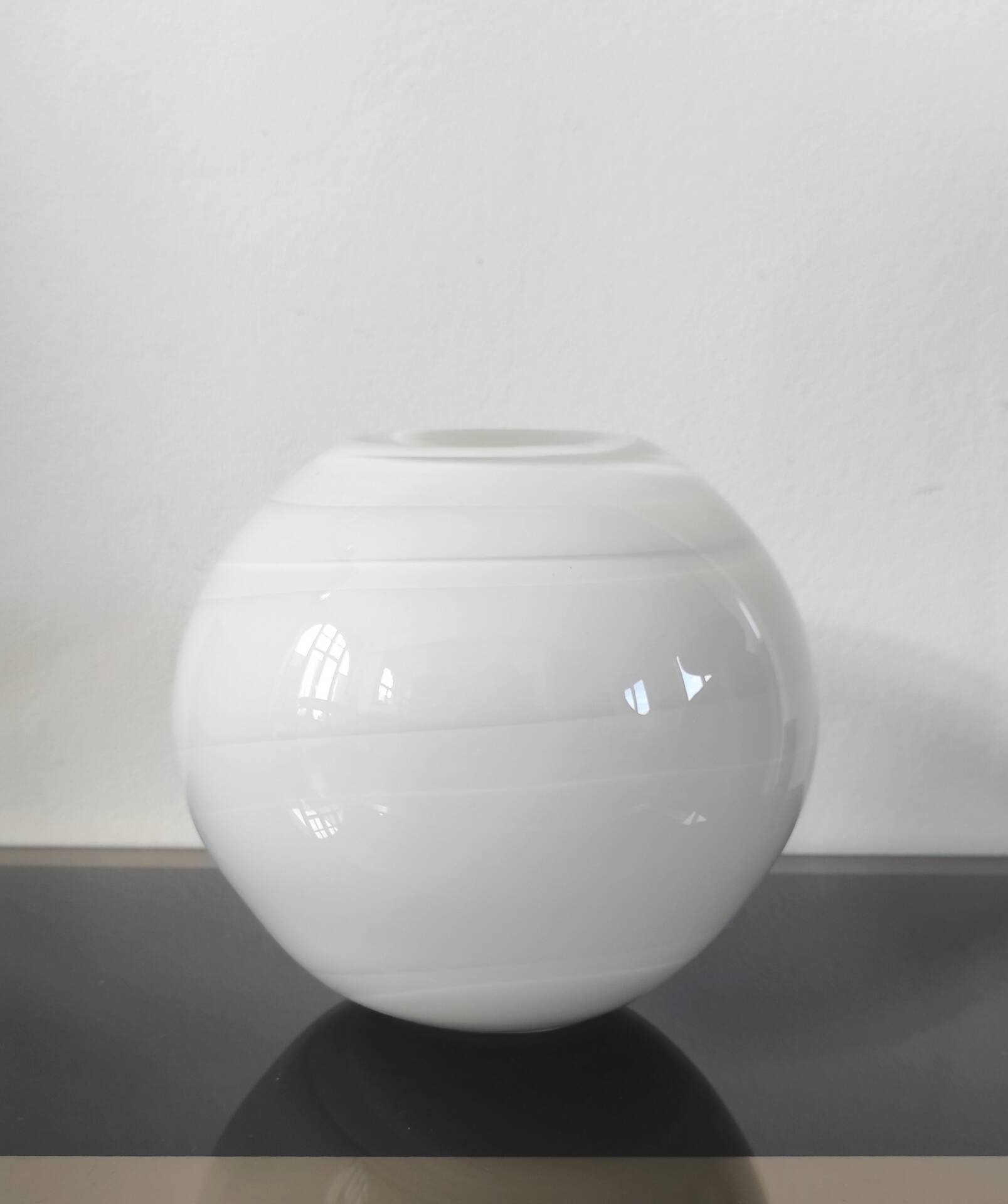 Vase boule vintage