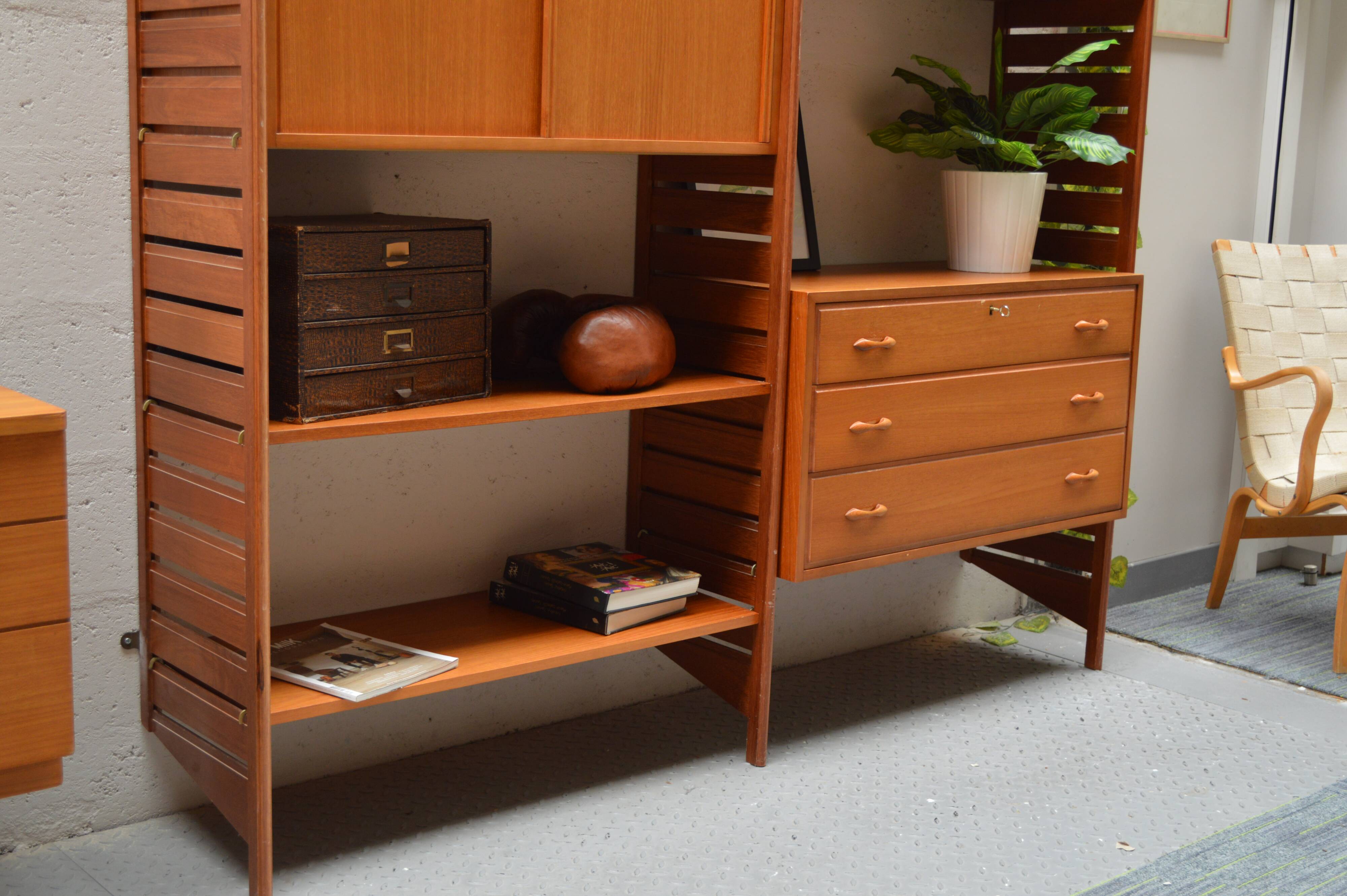 Large modular Ladderax bookshelf 186 cm