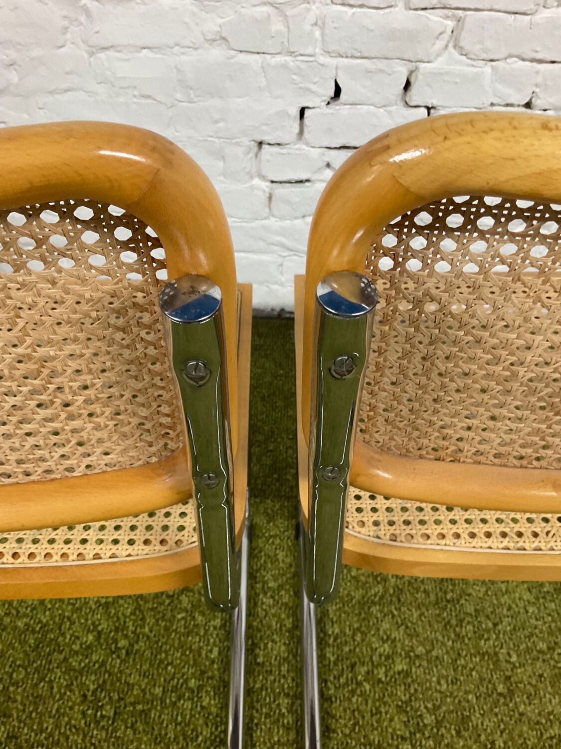 Pair of chairs Marcel Breuer Cesca B32