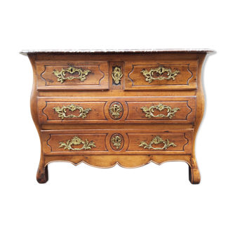 Louis XV period chest of drawers in Walnut Early 18th century