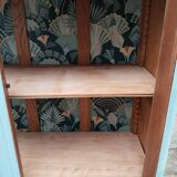 Parisian showcase cabinet year 30