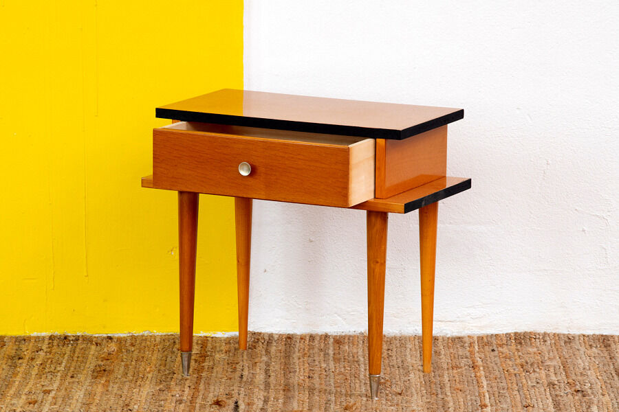 Vintage bedside table 58 cm