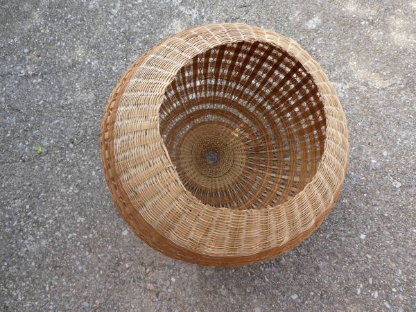 Suspension boule en paille de rotin