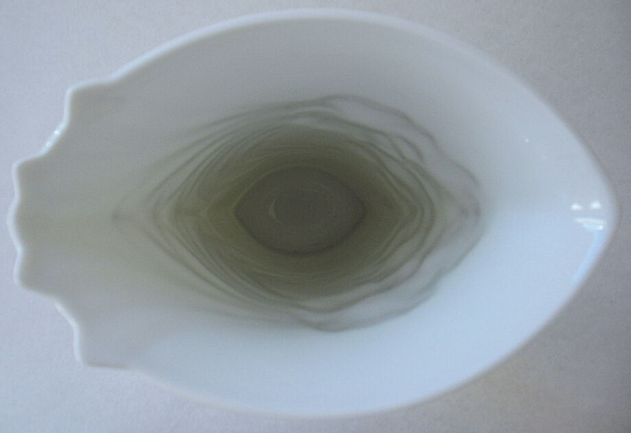 White porcelain biscuit vase, "Floralie" line, Kaiser factory (Germany)