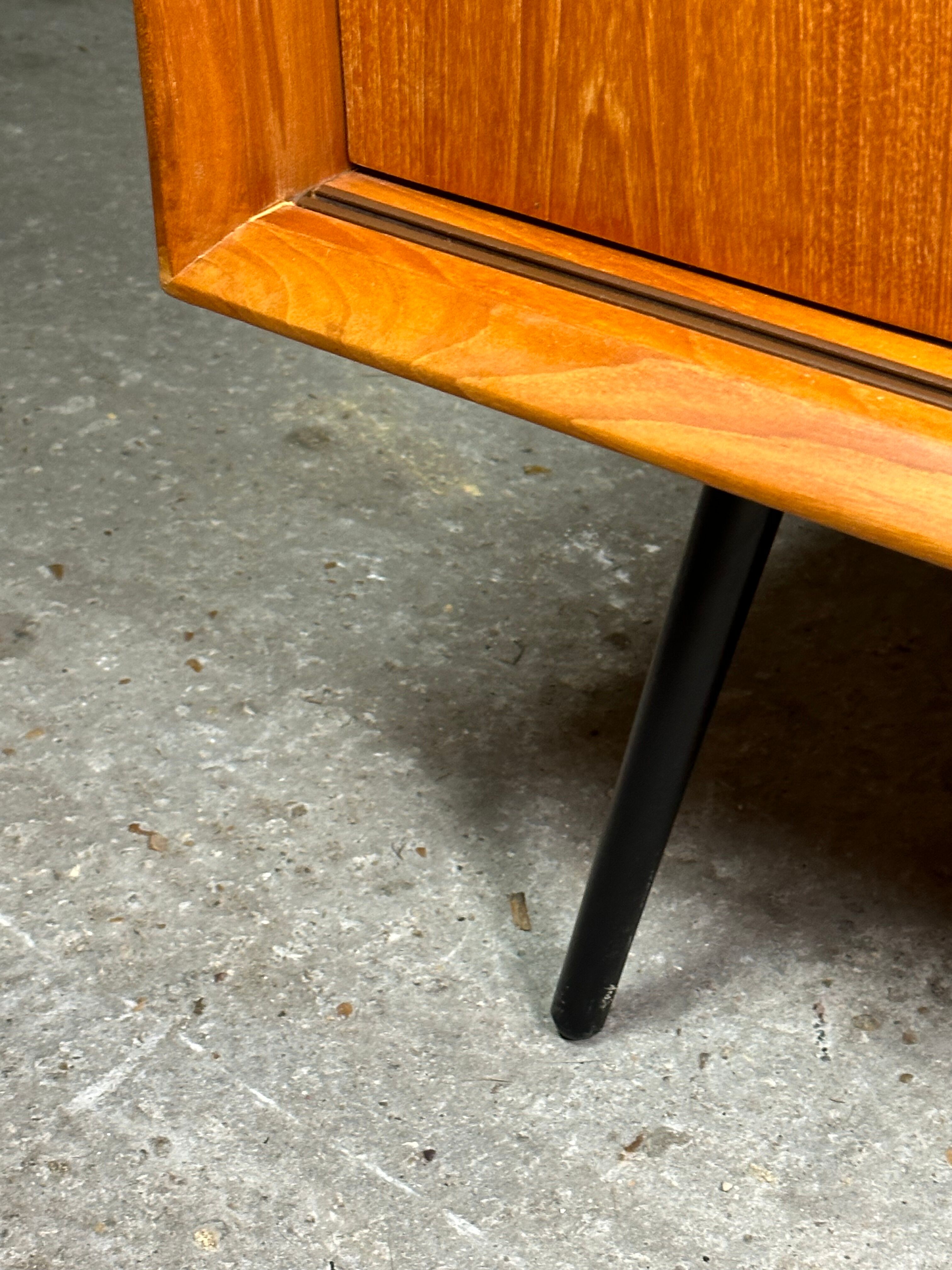 Scandinavian style enfilade in solid teak and pencil feet