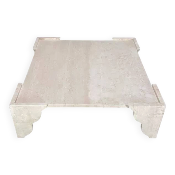 Grande table basse carrée en travertin de Claude Berraldacci. Années 90. France.