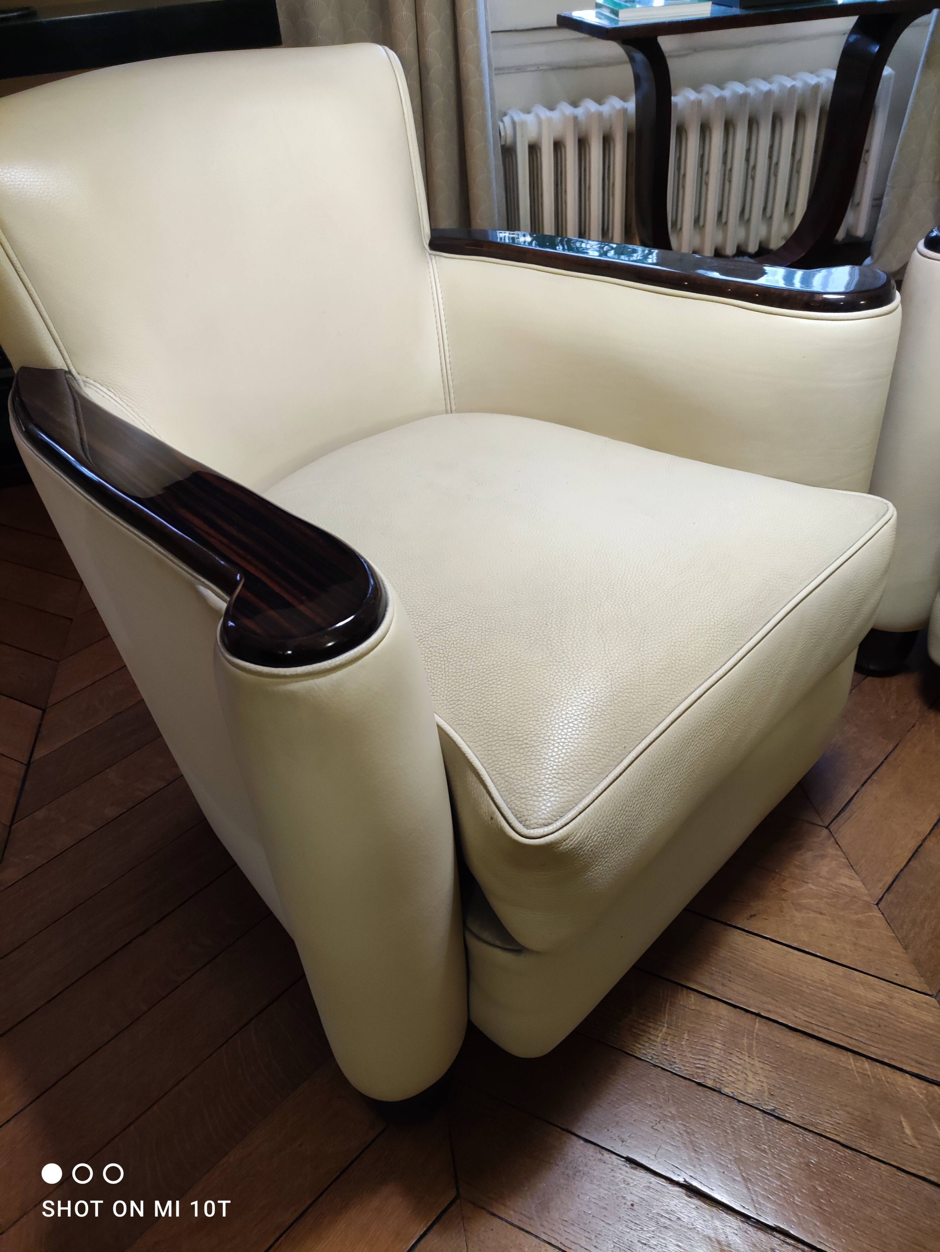 Hifigeny armchairs