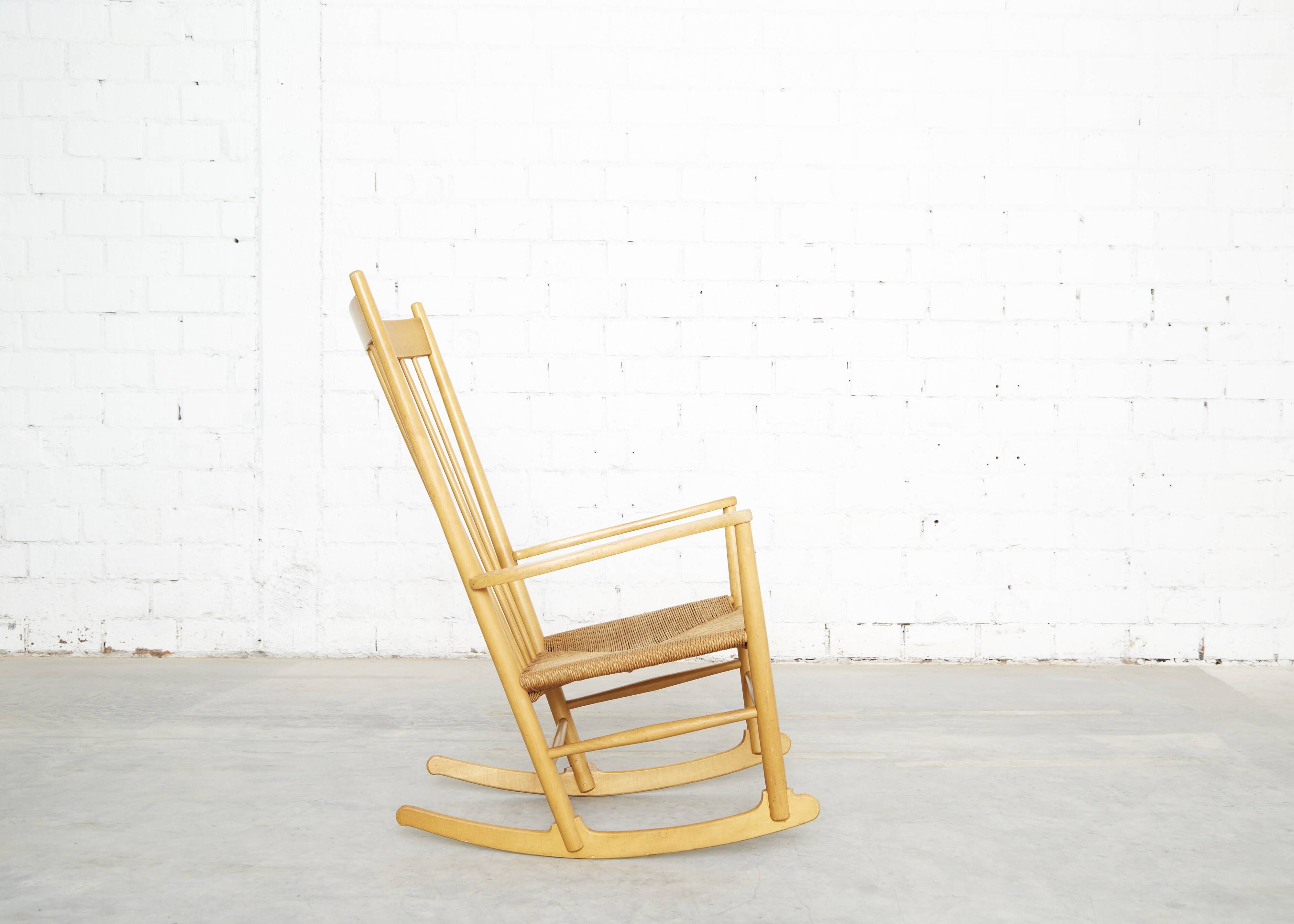 Vintage J16 Rocking Chair by Hans J. Wegner for FDB Møbler, 1960s