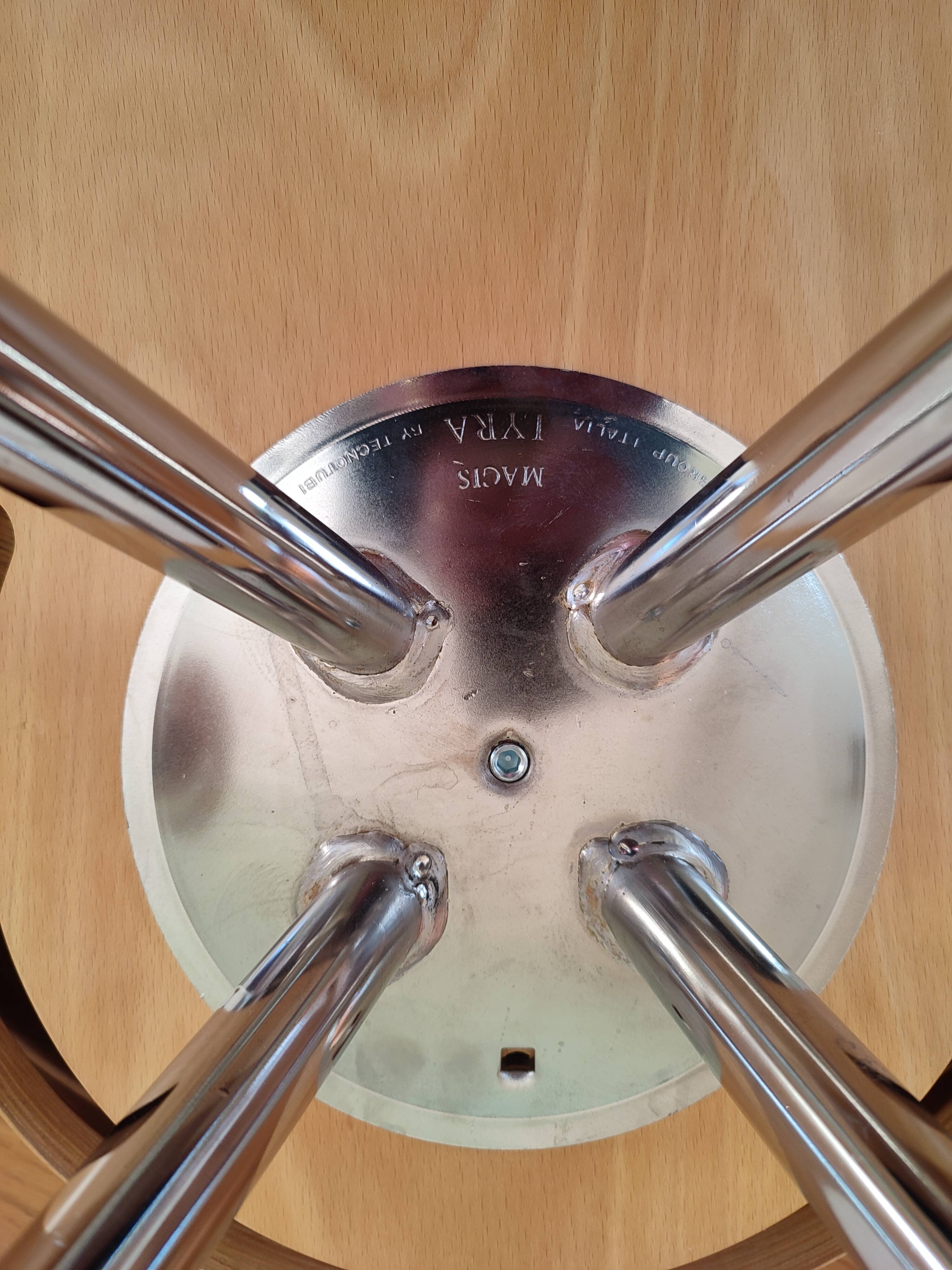 Tabourets lyra par design group italia pour magis