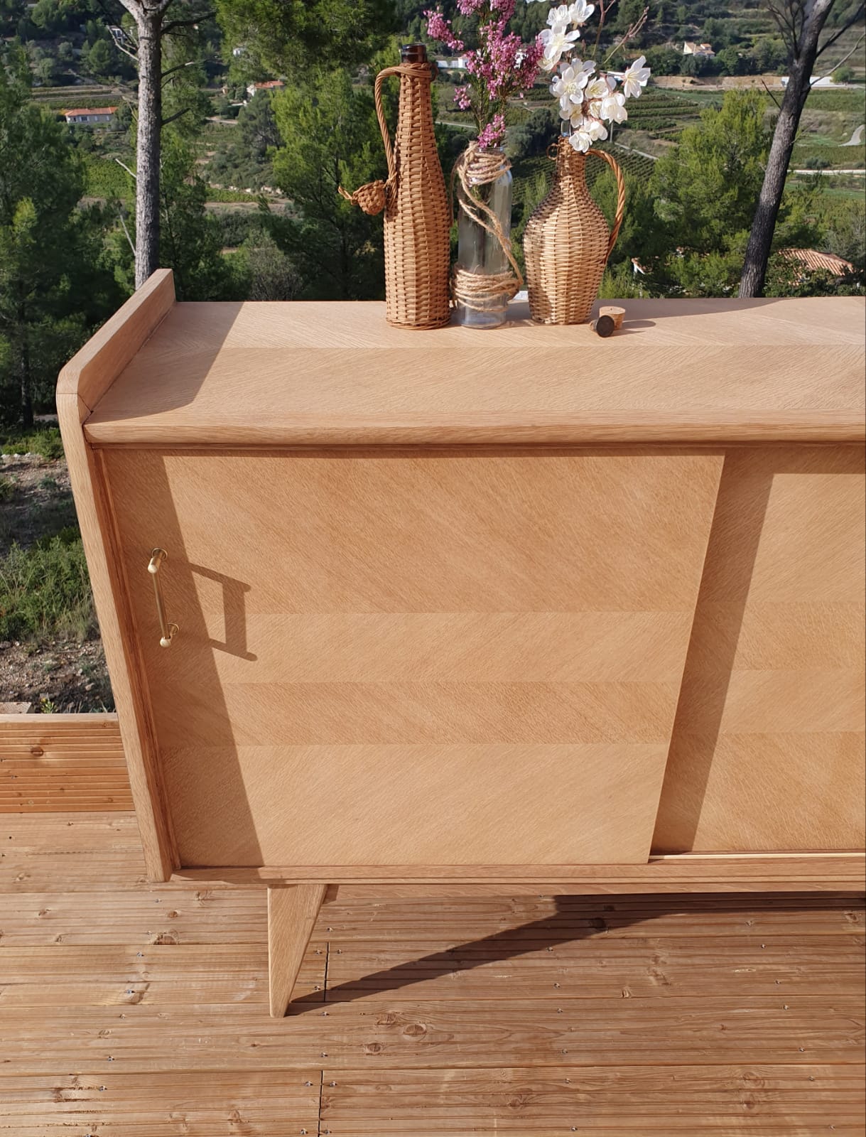 Buffet vintage compass feet