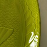 Large fish dish Gien green chartreuse relief vintage