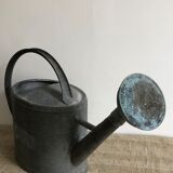 Zinc watering can with apple