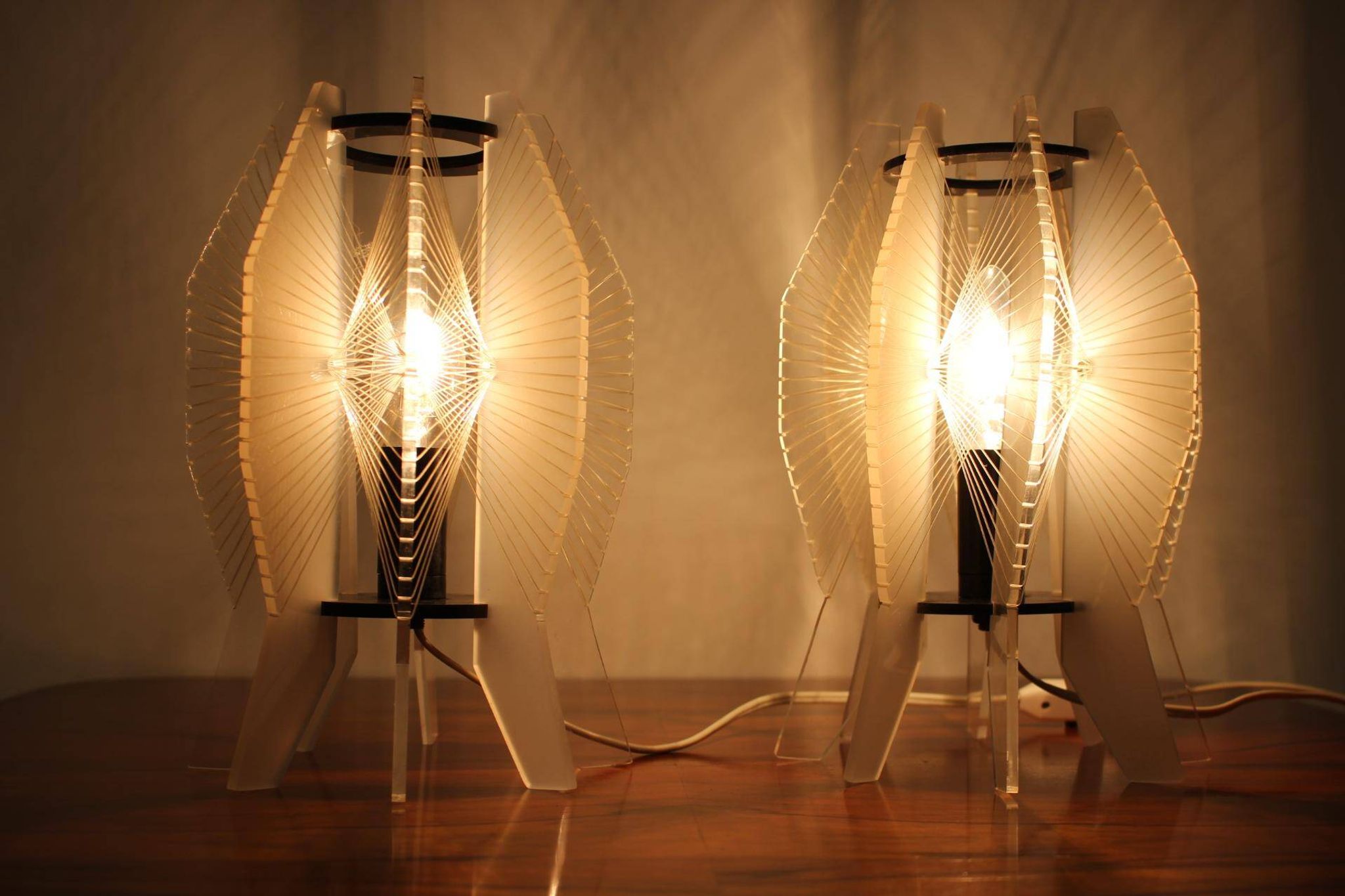 Pair of Space Age Plexiglass Table Lamps, 1970s