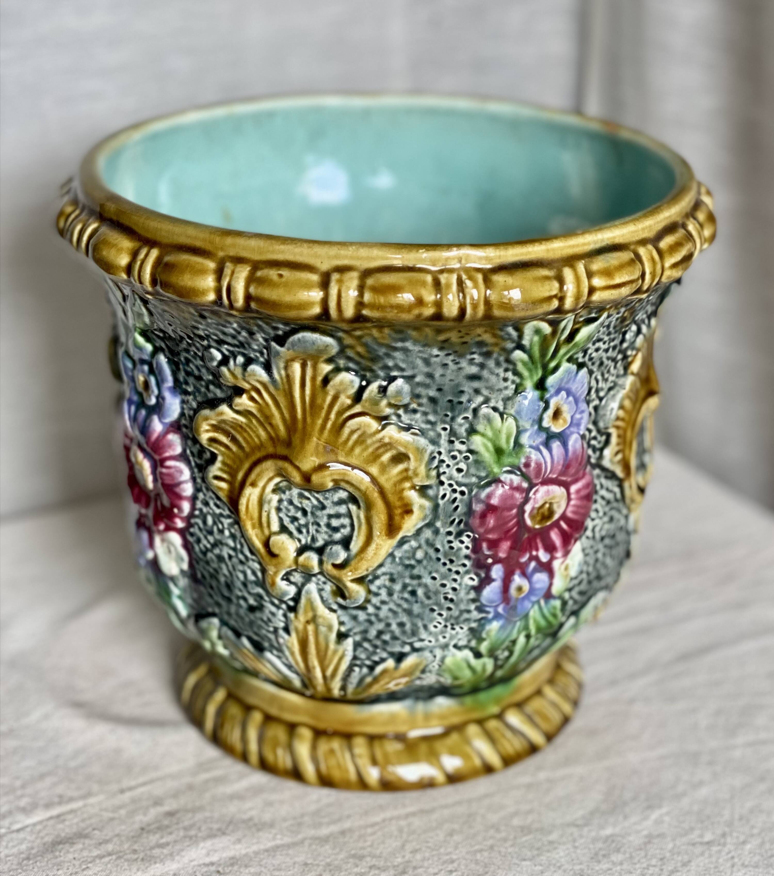 19th-century earthenware cache pot