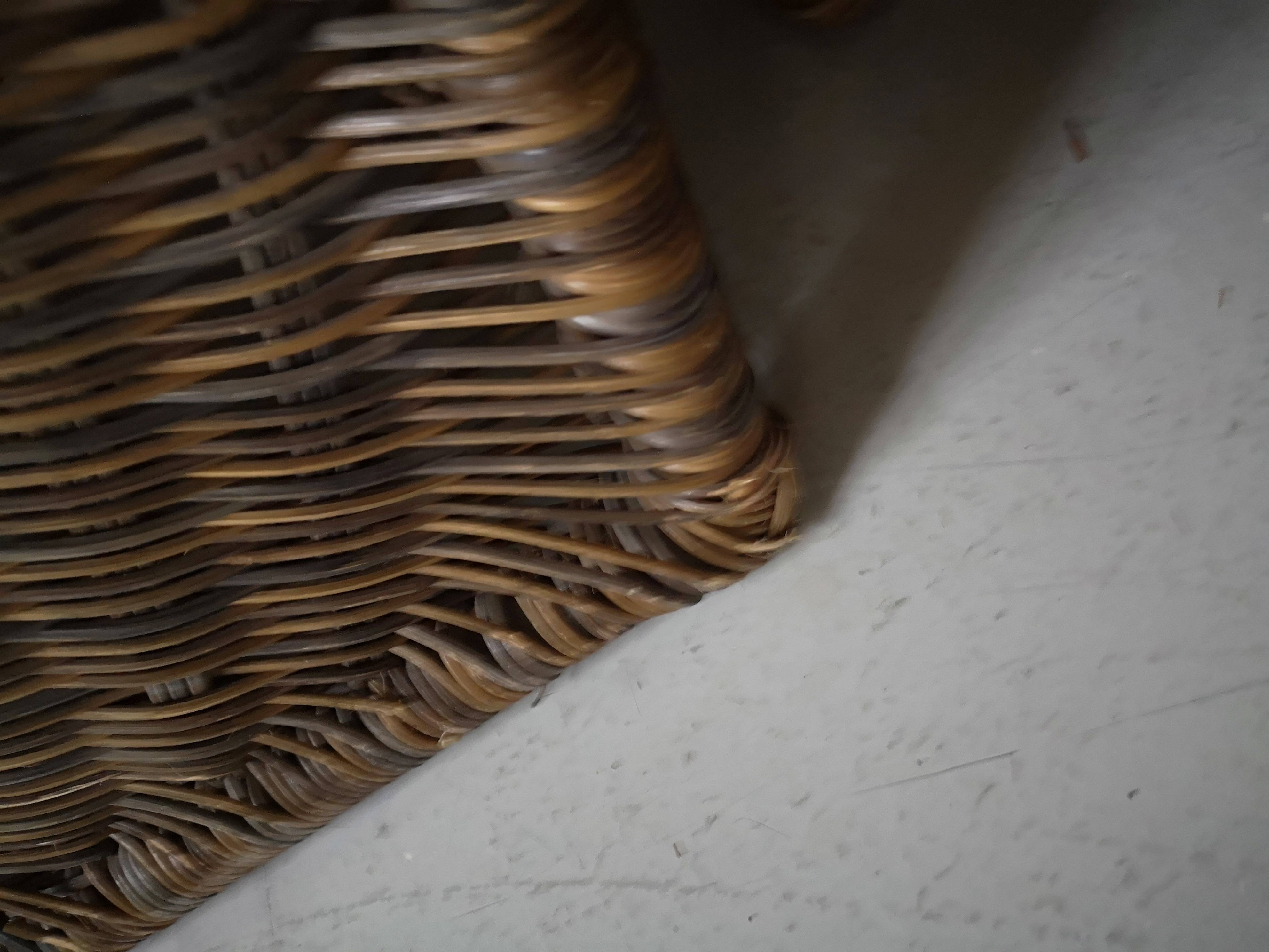 set de 2 chaises incurvées en rotin, design 1960 / 1970