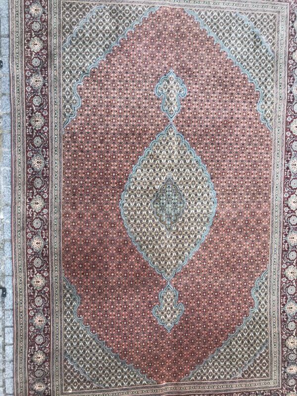 Carpet persian tabriz finely handmade 200x308 cm