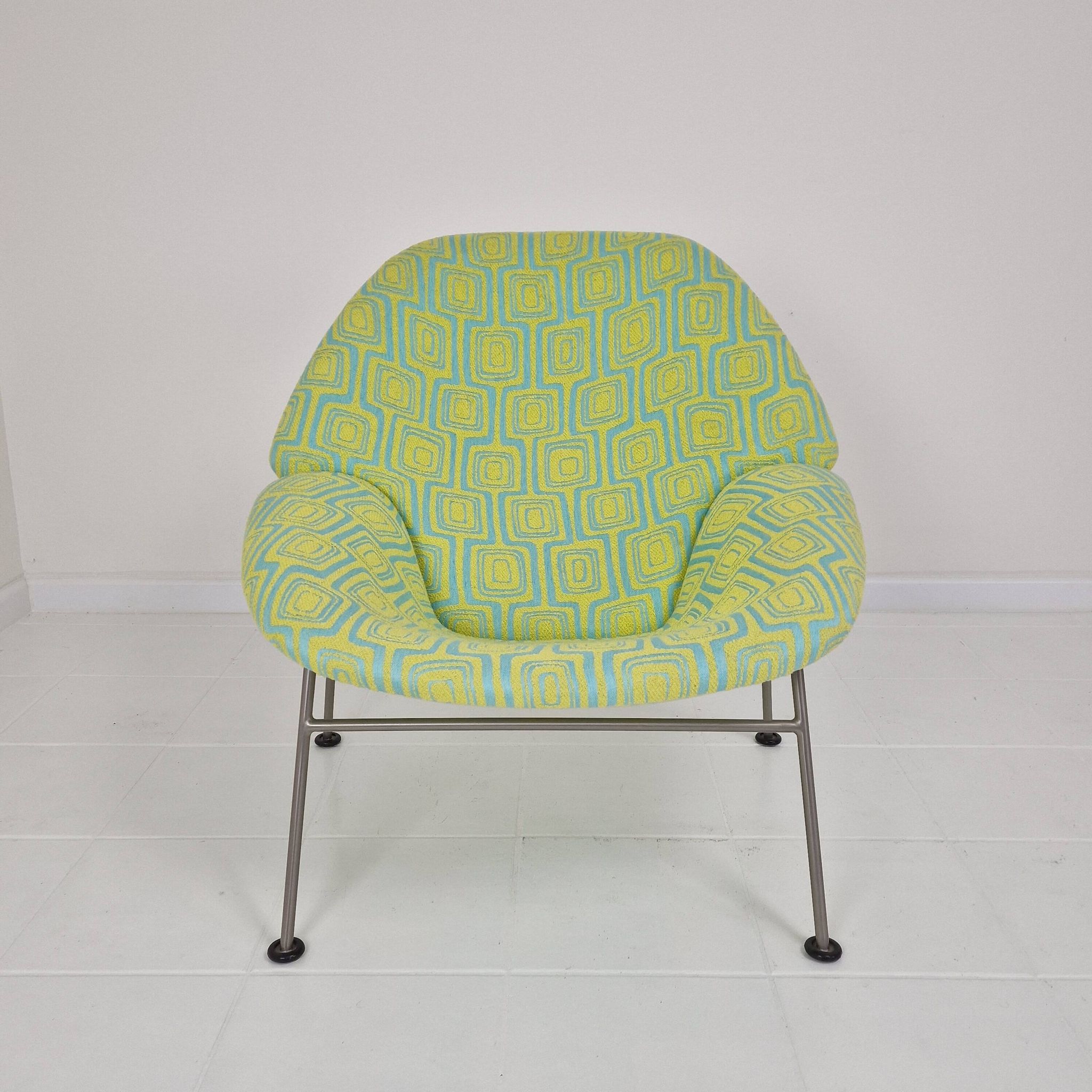 Mid-Century F555 Chair by Pierre Paulin for Artifort, 1980's