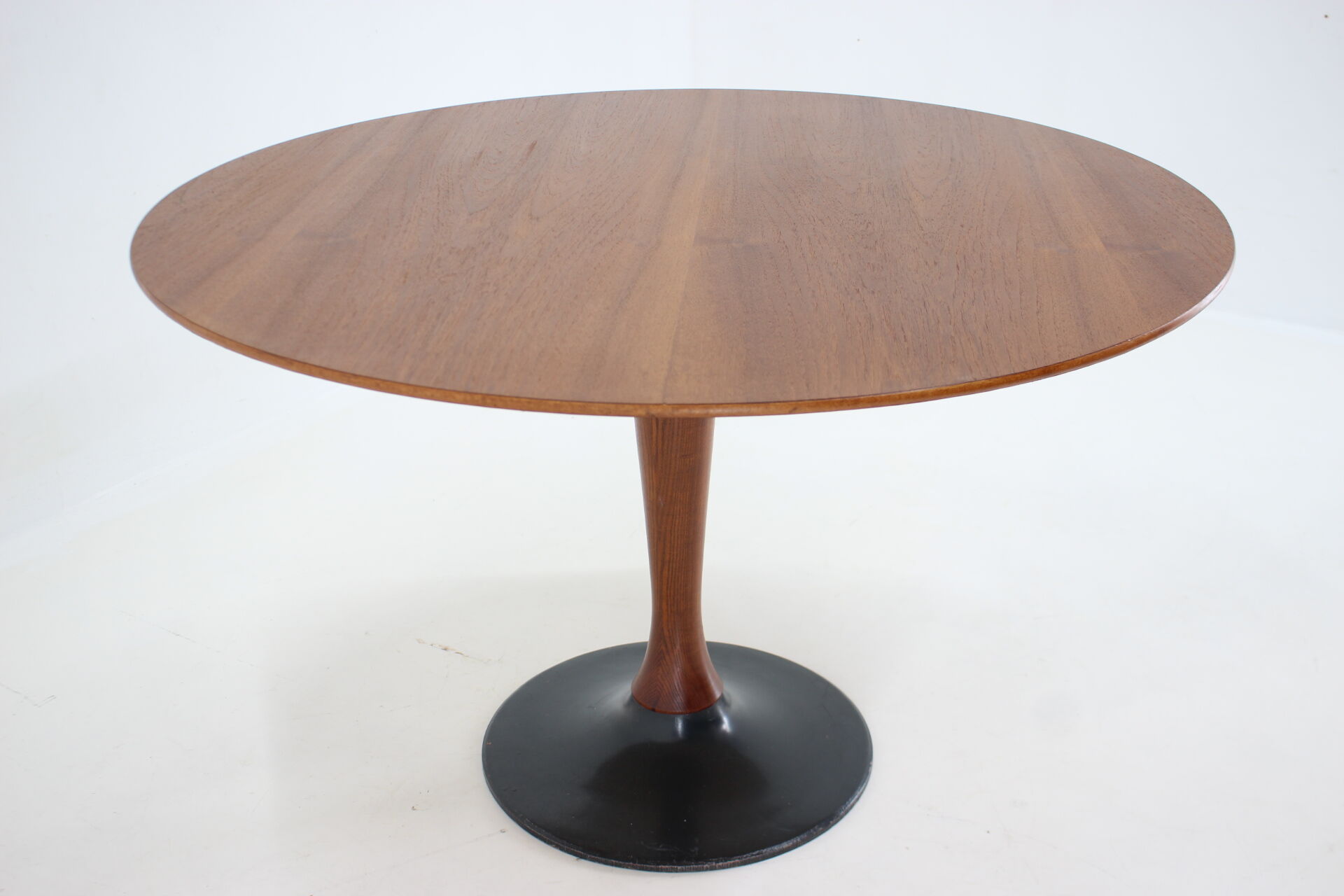 1970s Teak Round Dining Table, Czechoslovakia
