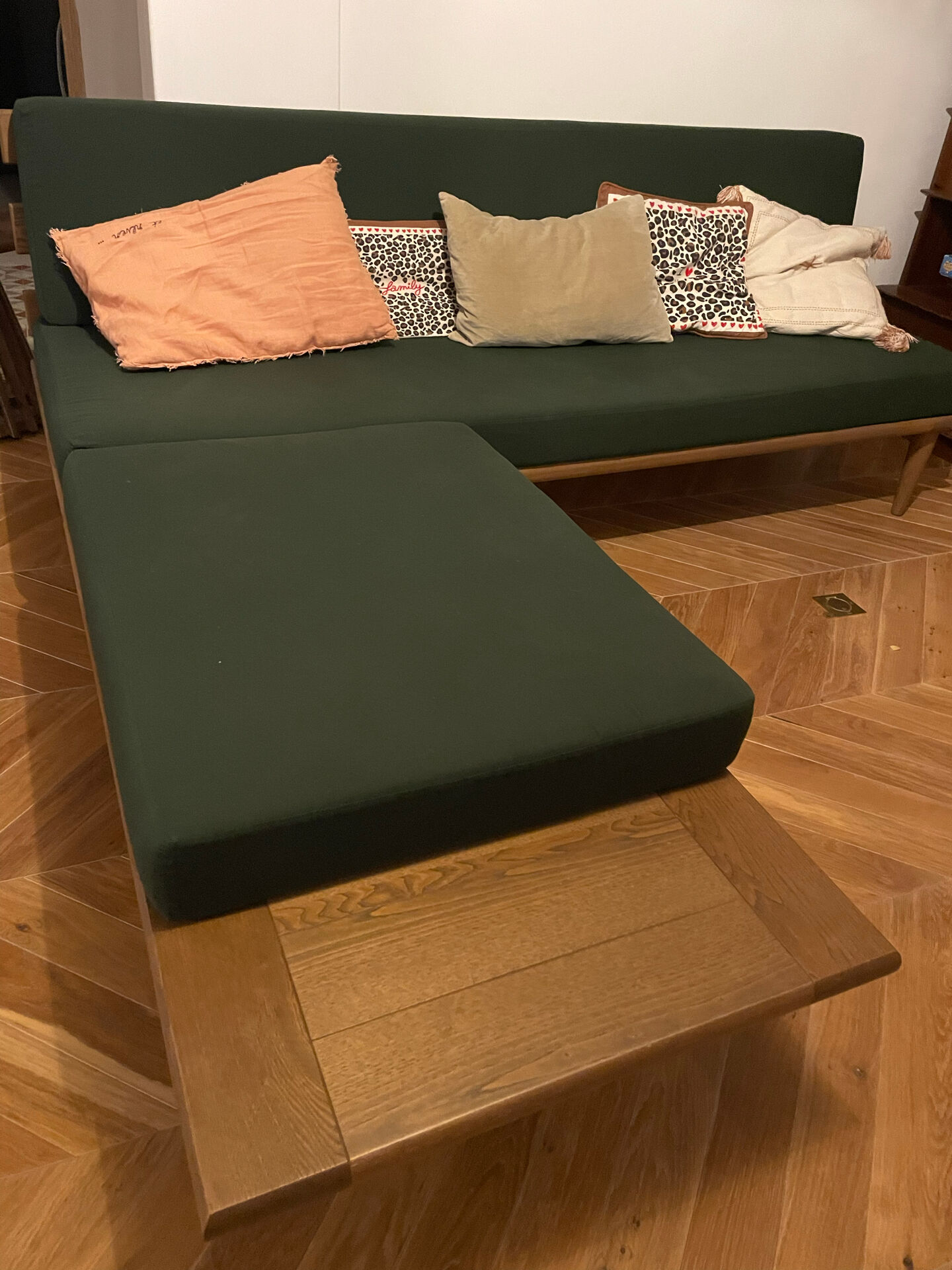 Bench, Scandinavian daybed