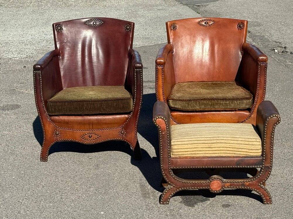 Lounge chairs and ottoman attributed to Otto Schultz for Boet AB, Sweden, 1930s, set of 3