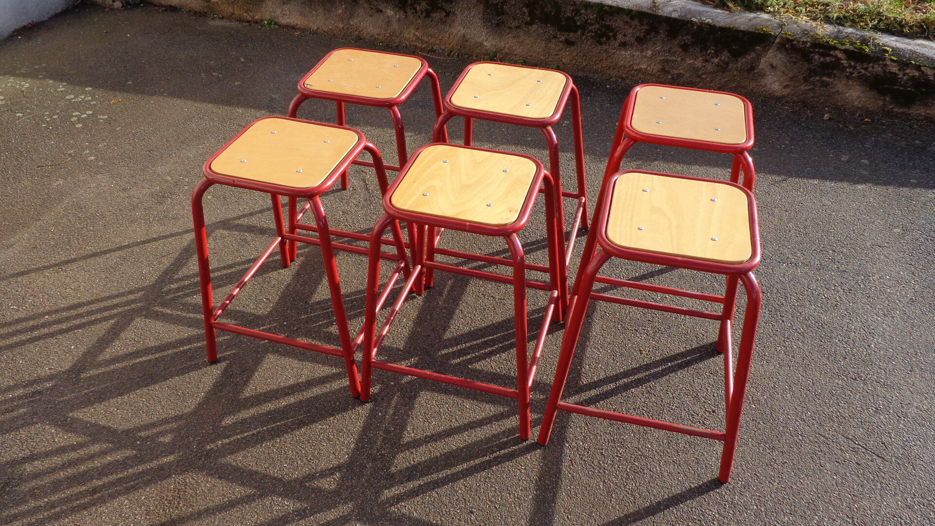 High laboratory stools