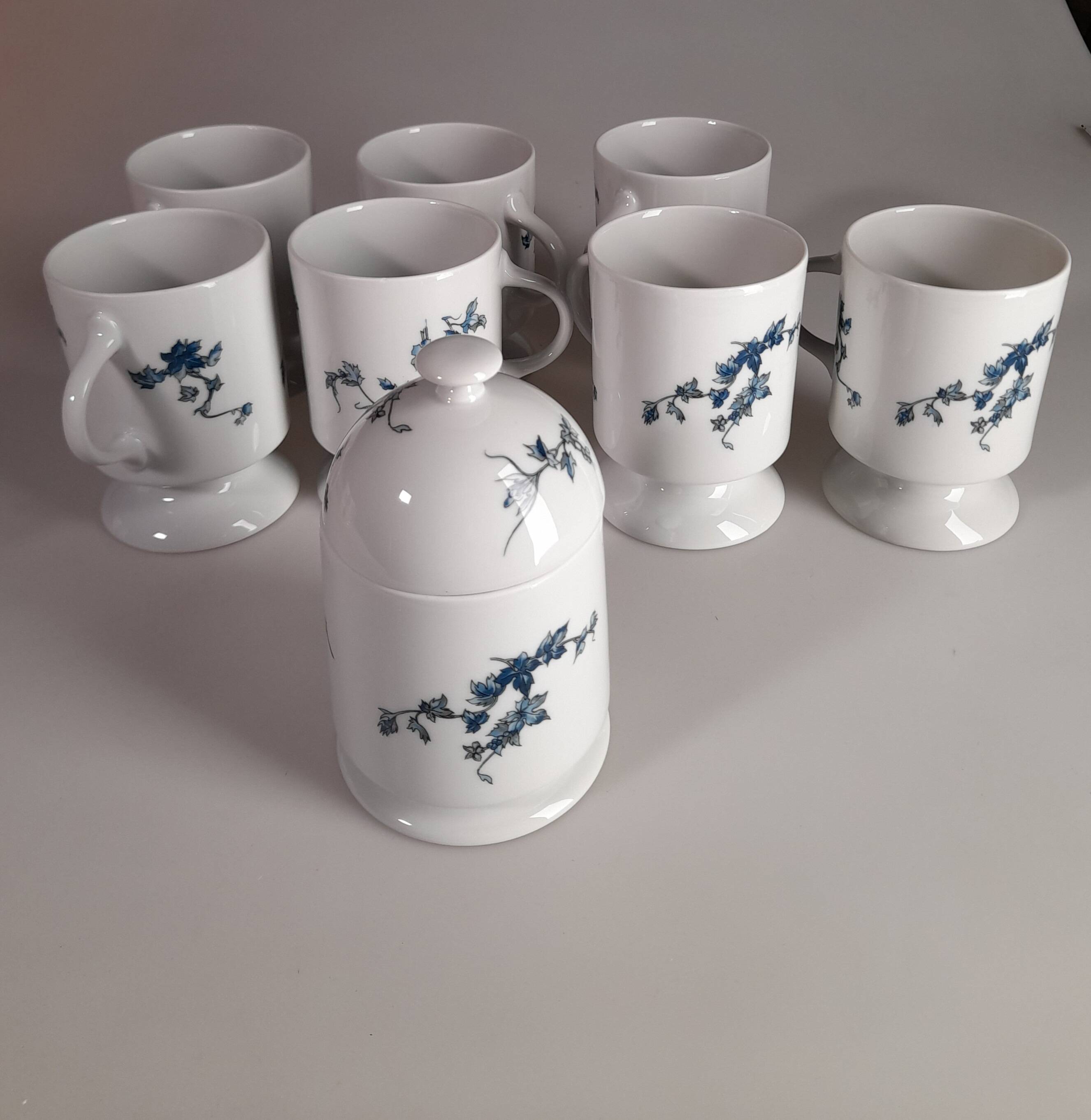Set of sugar bowls and 7 mugs / cups with blue flowers in Limoges porcelain