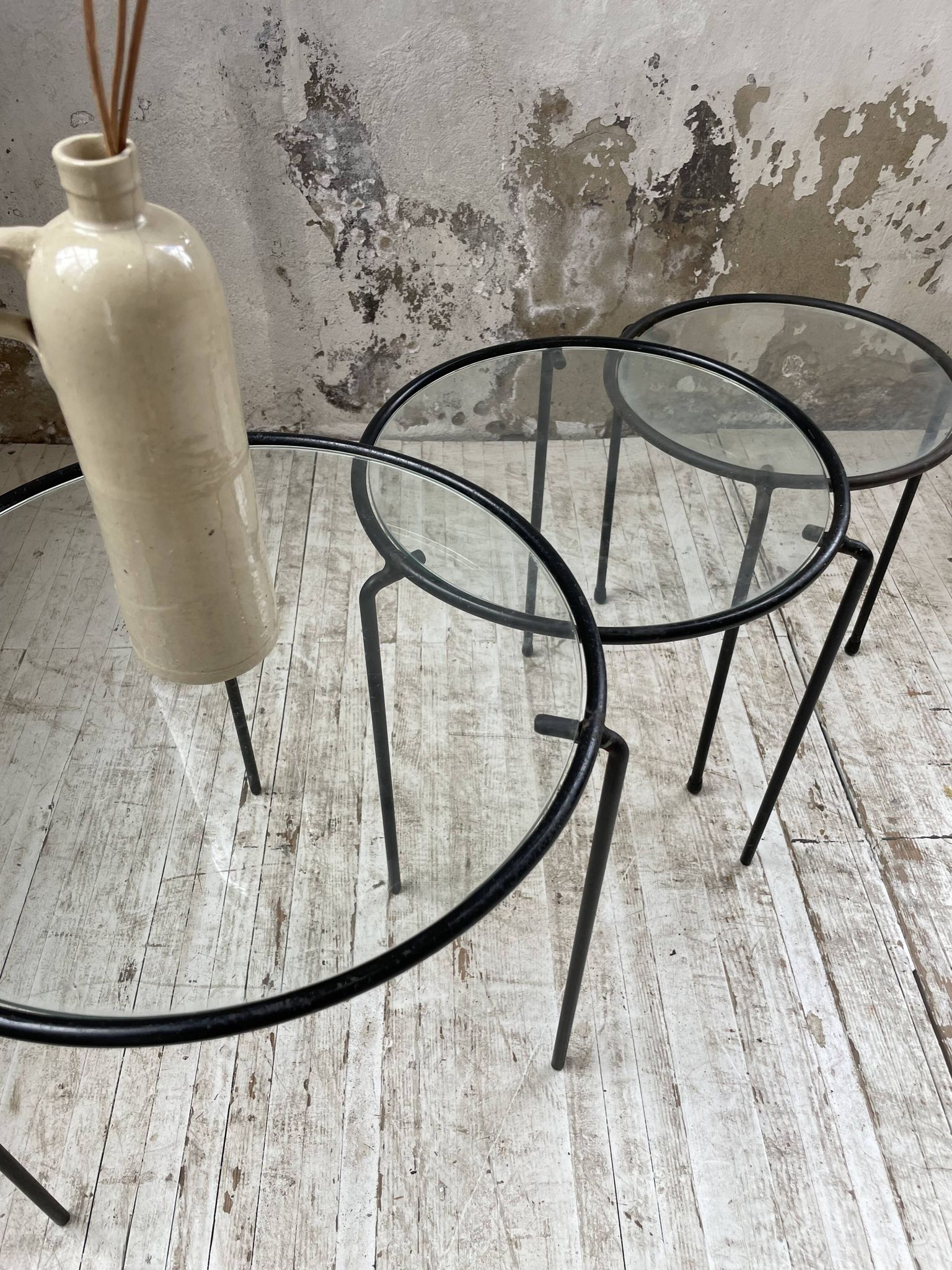 Tables basses gigogne métal et verre années 50