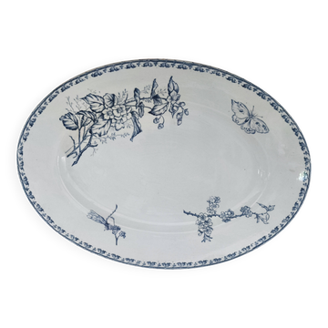 Large oval earthenware dish from Sarreguemines model Carmen