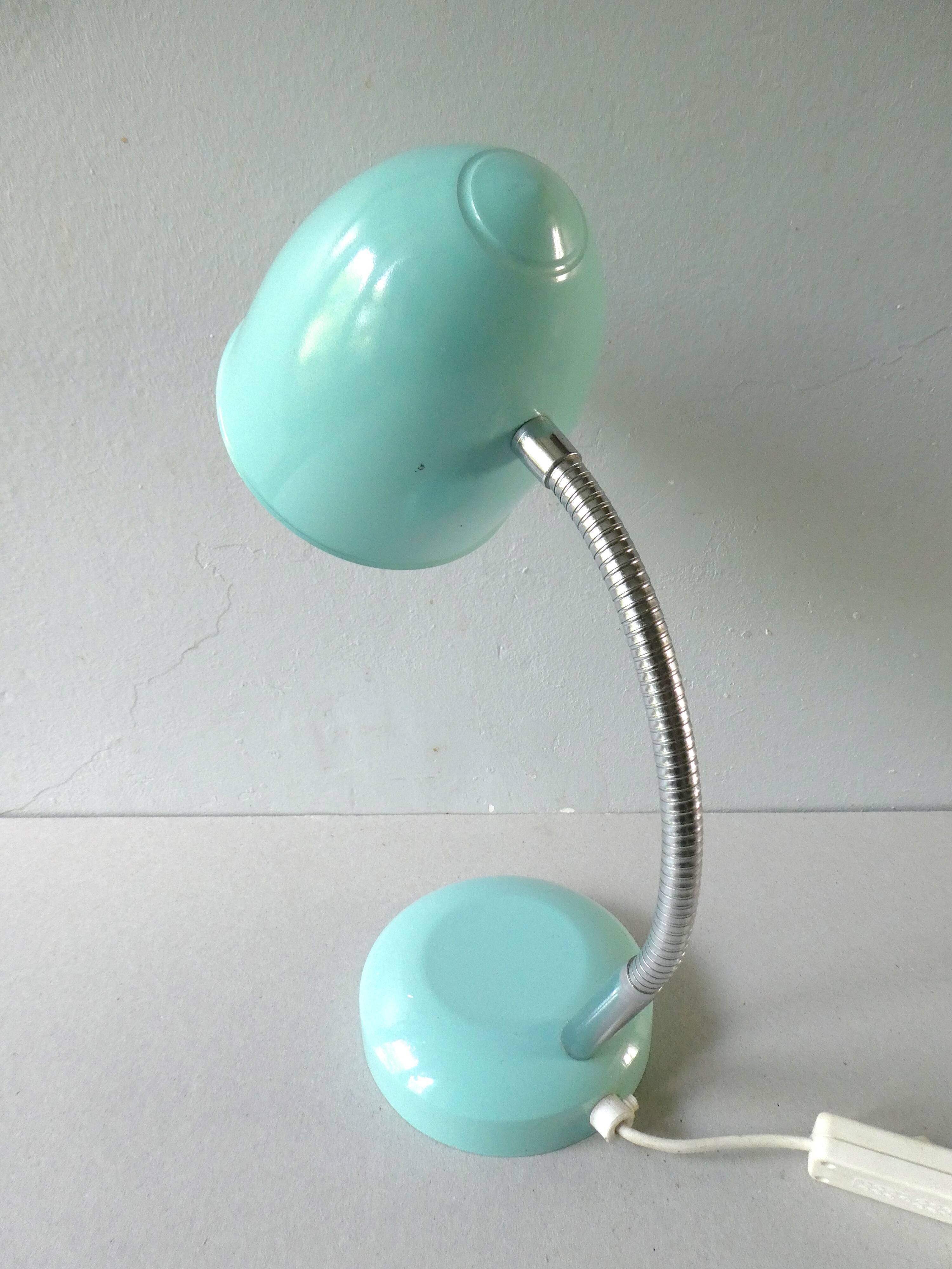 Articulated desk lamp, in turquoise blue metal, 1970s.