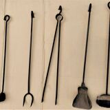 Serviteur de cheminée ancien, par artisan forgeron