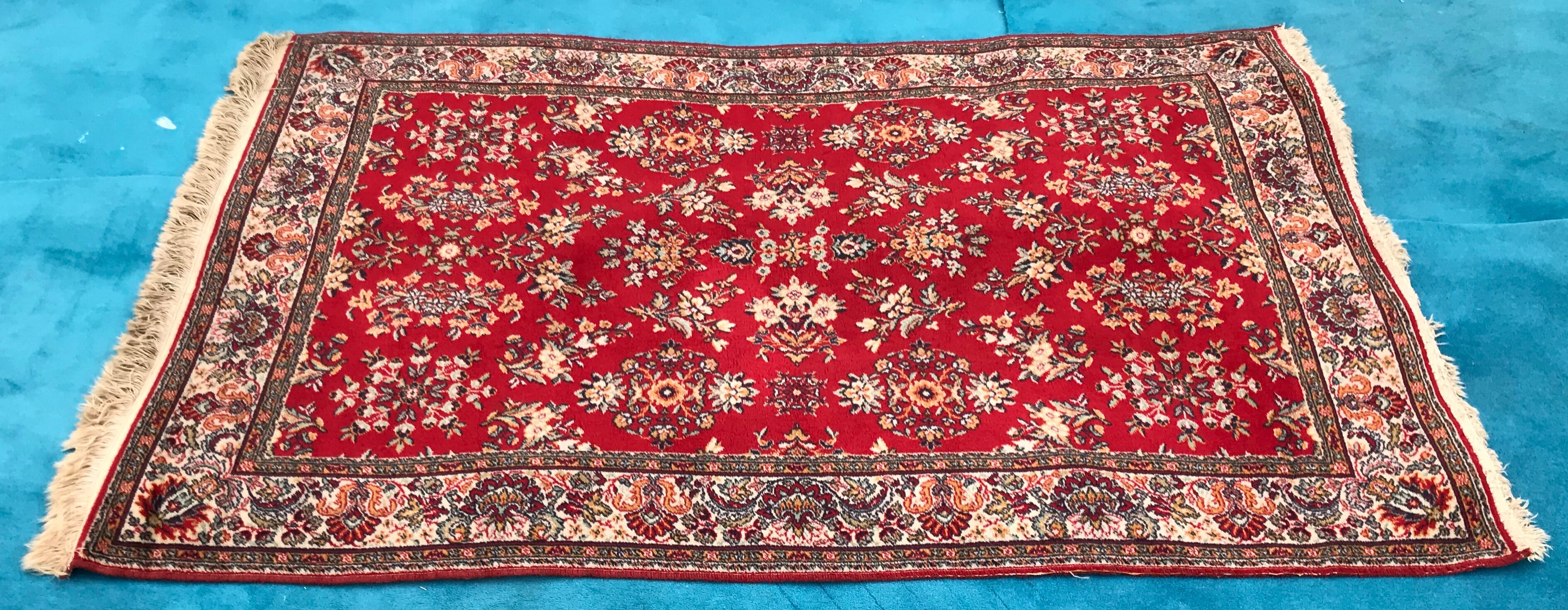 Pure carpet virgin wool