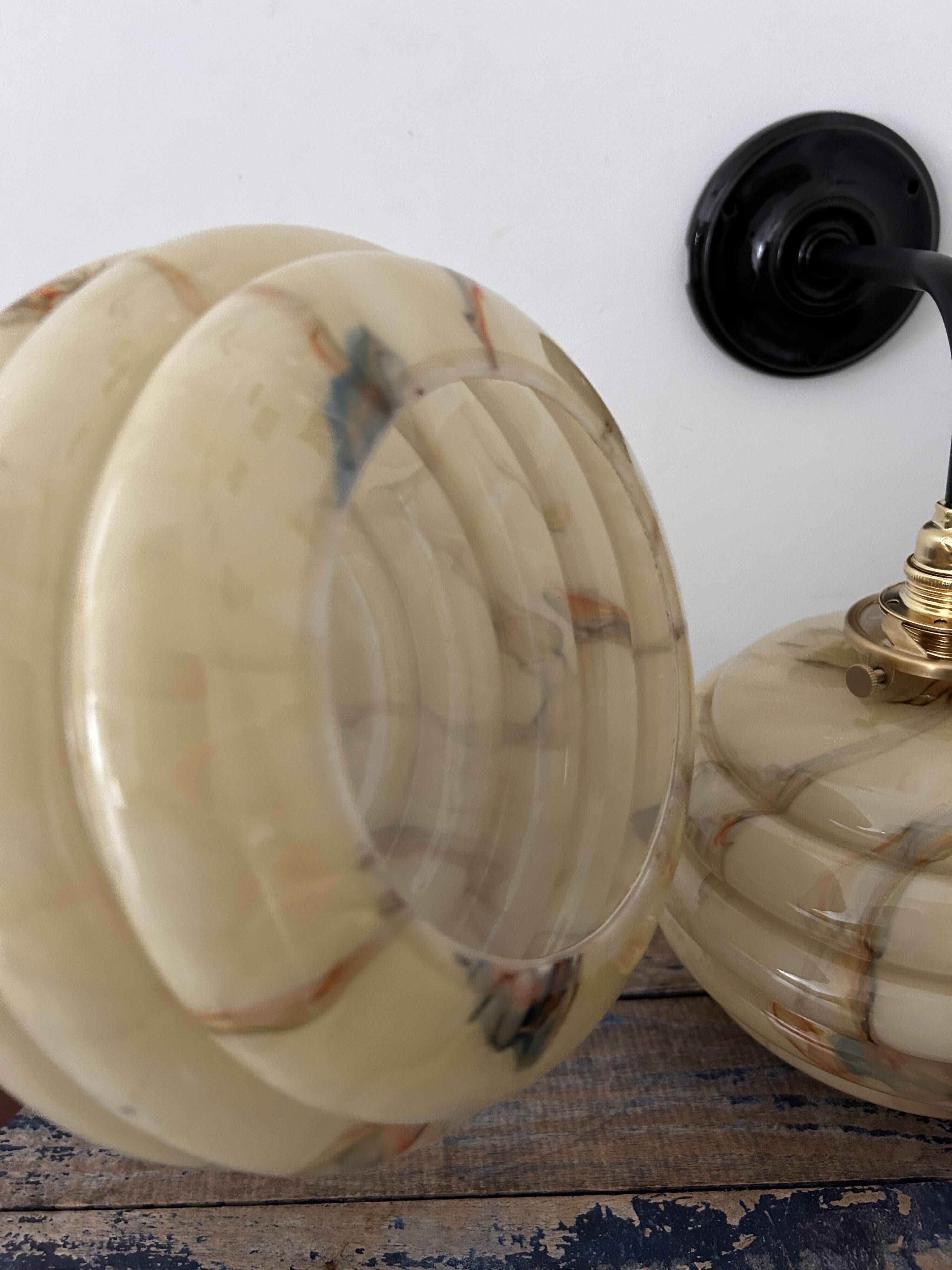 Pair of wall lights in marbled opaline