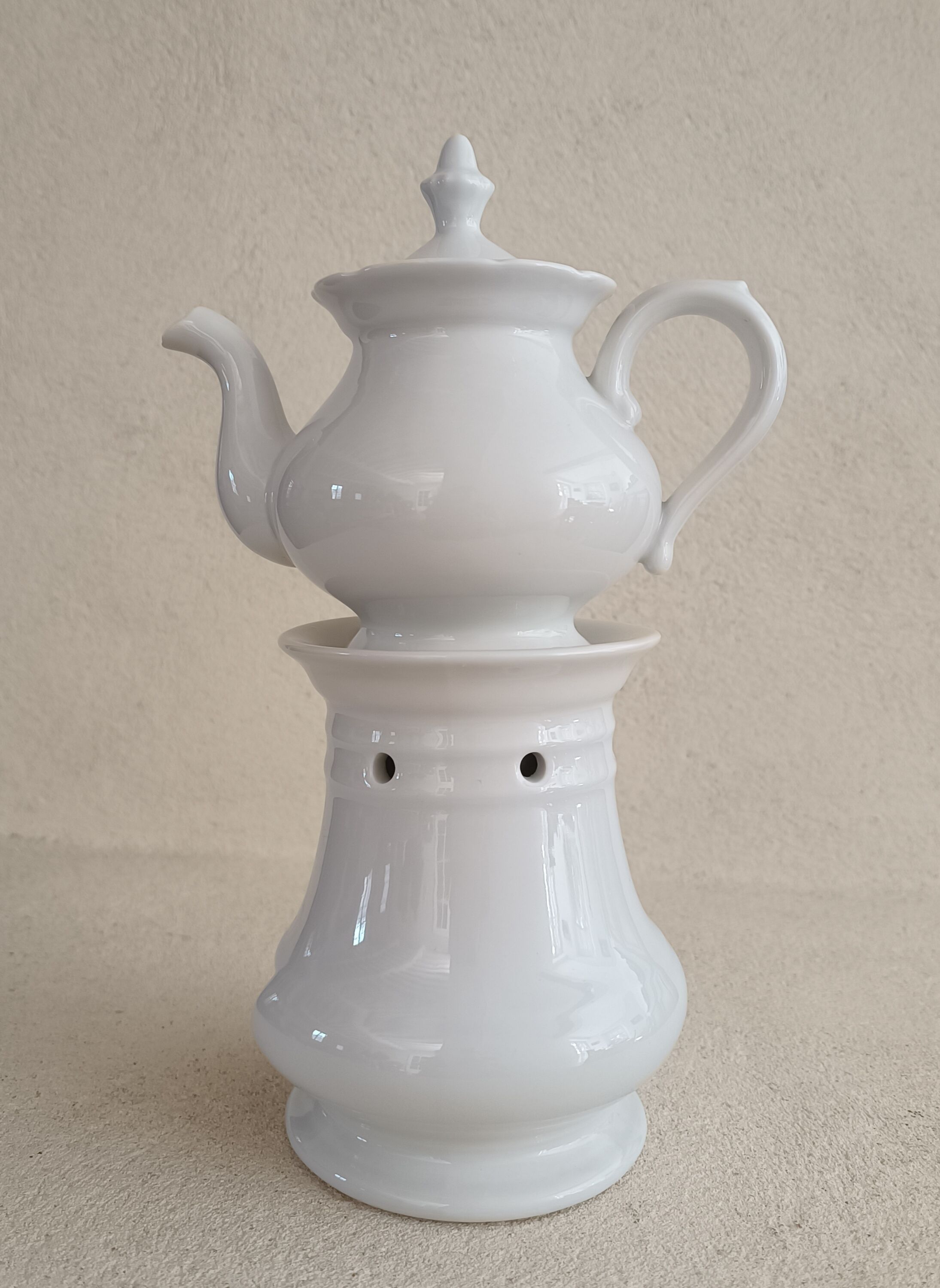 Herbal tea and its porcelain stove