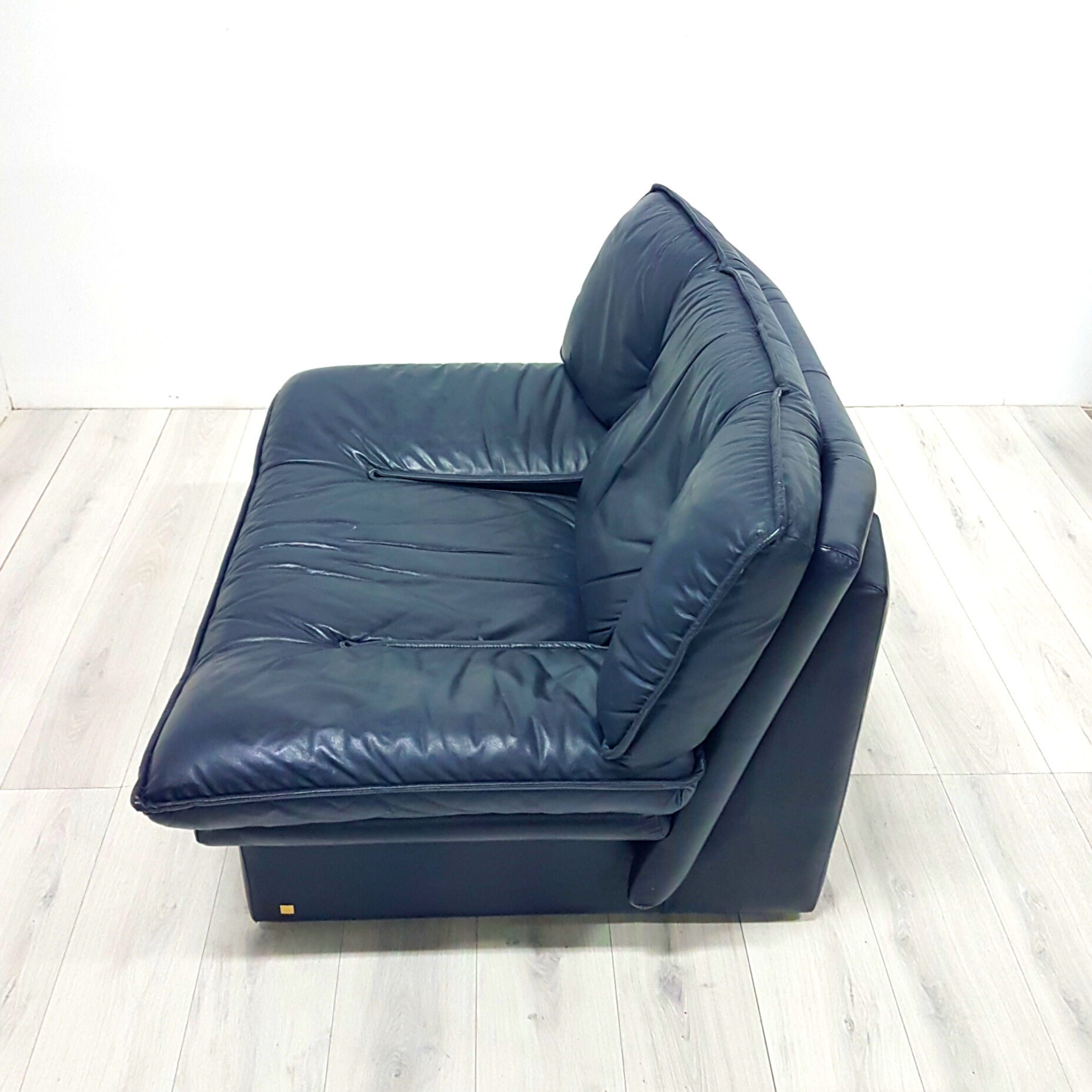 Post modern leather lounge chairs with ottoman by Nicoletti Salotti, Italy 1980s