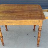 Farm table