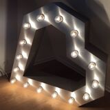 Light heart structure with bulbs to be laid
