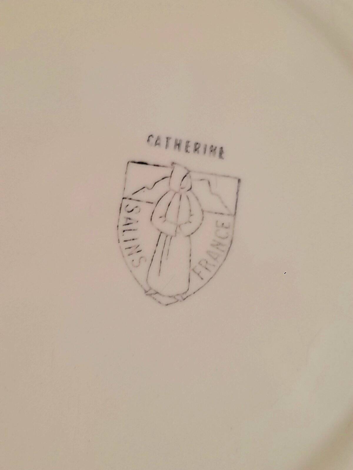 Salins earthenware plate, Catherine pattern 1960