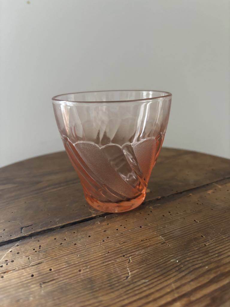 Set of 7 vintage pink Véréco Torsades glasses