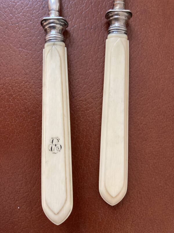 Anciens Couverts à entremets - Cuillère et fourchette à dessert - en argent