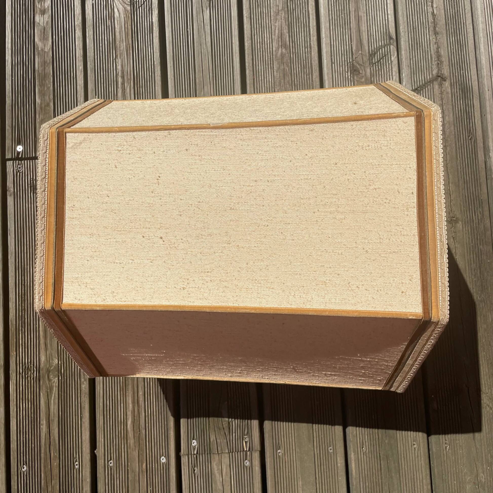 Abat-jour hexagonal ancien
